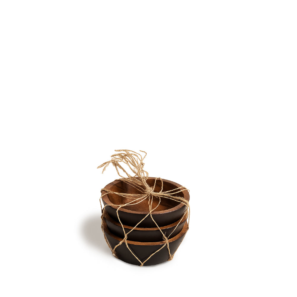 Black Box Nro 226 - Licor Drambuie + Vasos + Copetineros Rectangular y Cónicos Acacia + Maní Honey Beepure